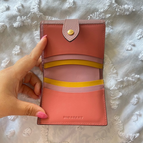 Authentic Burberry wallet - Picture 4 of 5